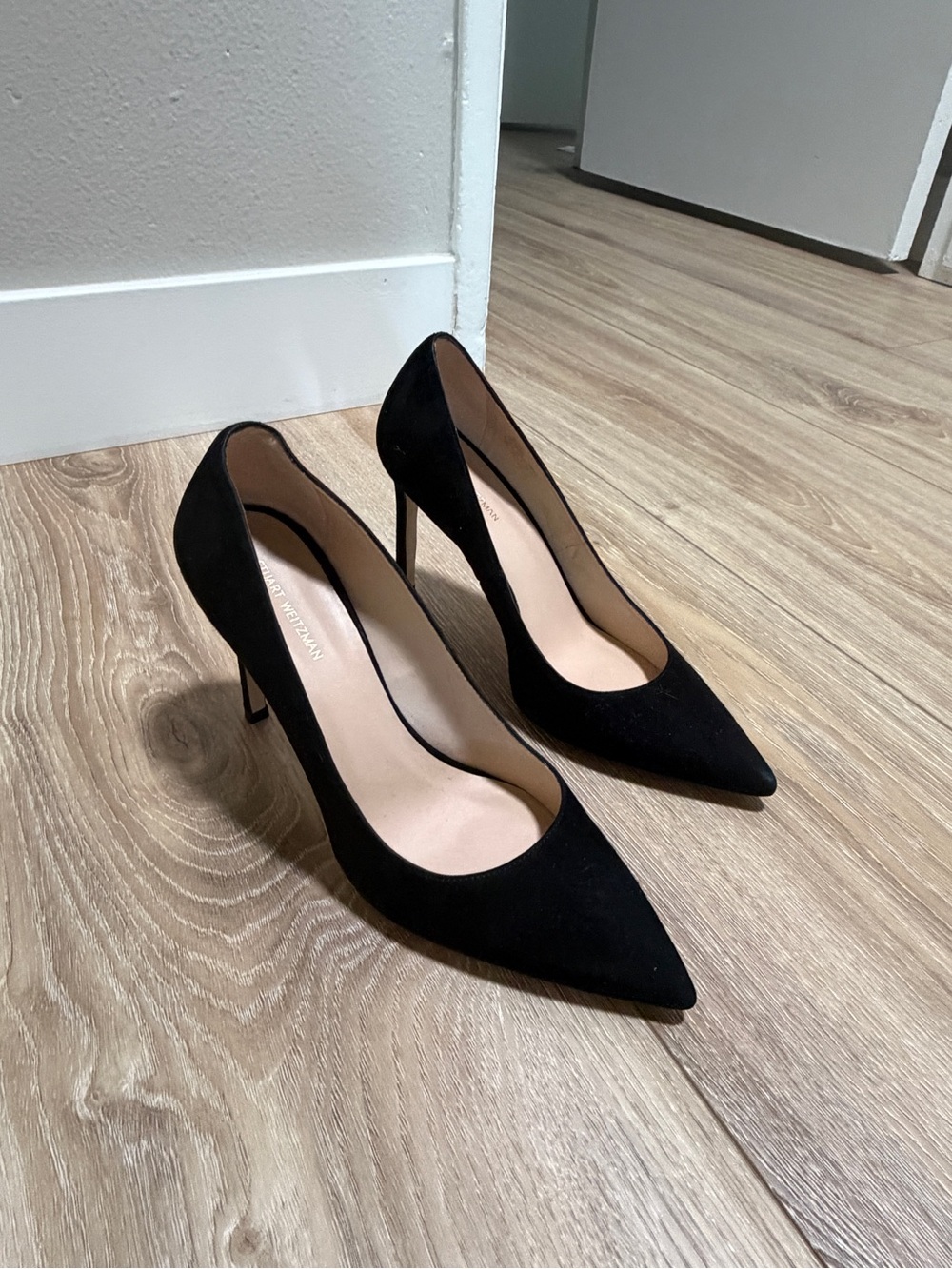Stuart Weitzman Stuart Power 75MM Suede Pumps